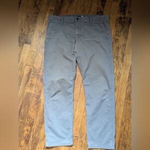 Dockers Men's Slim Fit Gray Chinos 38x32